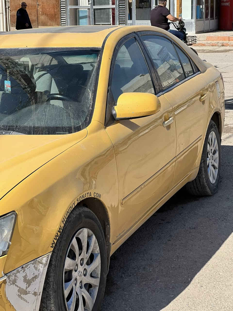 السلام عليكم
سوناتا موديل (2008)
وارد أمريكي / منظومه غاز 
ضررها جامرلغ خلفي 
كير محركً تبريد صدر كامله مر كلشي 
السعر (82) وبيها مجال للطيبين 
للاستفسار الاتصال ع (***********)
مكان السياره/ ديالى / الخالص/
