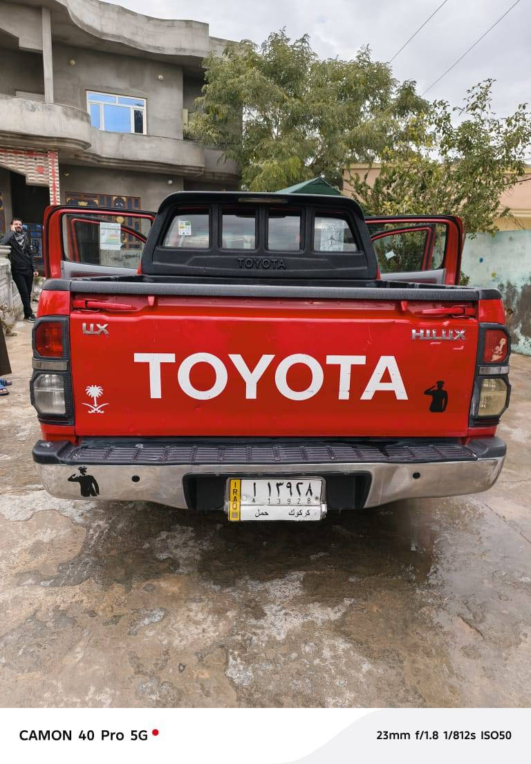 السلام عليكم سياره بيكم لبيع
موديل 2010  كويتي

شاصي19
كير عادي 
السياره بيه قطعتين  صبغ بدون دواخل مثل ما موضح بل صوره الباقي مكفول  السياره احلا من الصور مال بيت 

رقم كركوك بسمي تحول ثاني يوم  

مكان السياره صلاح الدين بيجي

رقم الهاتف  ***********

السعر155 وبيه مجال بصيط
