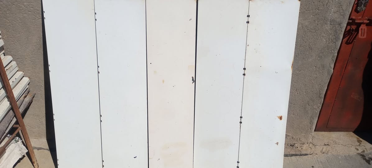 السلام عليكم متوفر رفوف مال محل كاملات هنه وملحقاتهن مكان كوت السياسين للستفسار الاتصال على رقم الهاتف ***********
