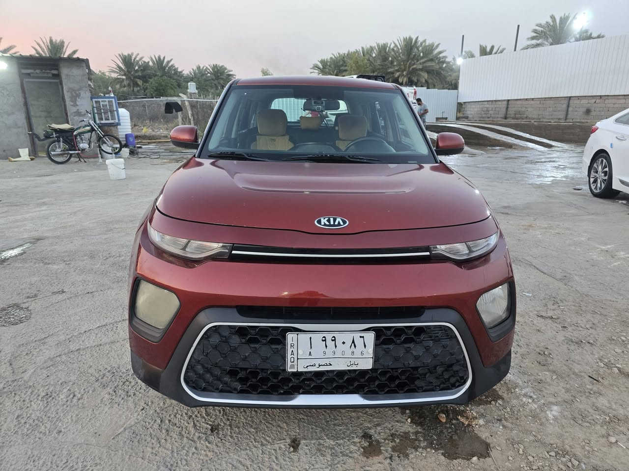 كيا صول وارد امريكي موديل 20 محرك 2000 دوش
ماشية 149 الف 
السعر 114 ورقة وبيها مجال
بابل الحلة المركز ***********
صور الحادث في التعليقات
