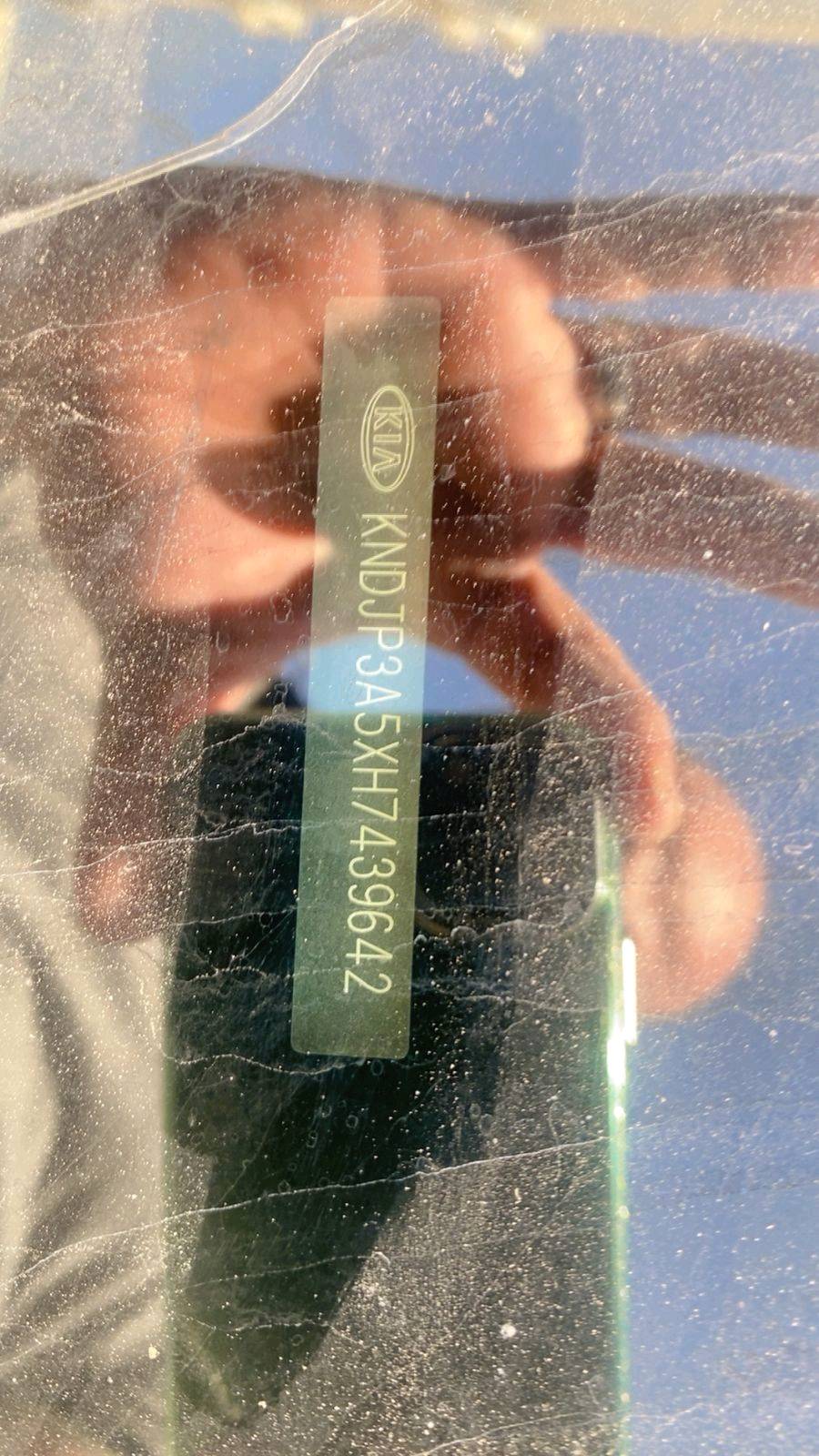 للبيع كيا صول موديل ١٧ سليمان اللون رصاصي مكينه ٢٠٠٠ السيارة حادثة بسيط