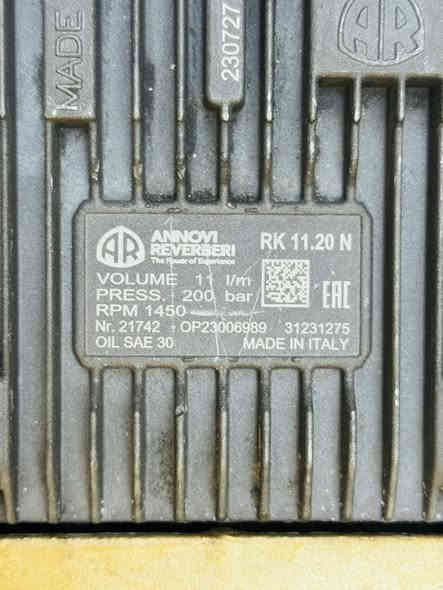 مضخة ايطالية 200 بار 
ماطور سنكل 5.5 حصان
مستعمل نظيف  جدا  
صوندة مسلح 15 متر + مسدس 
ضغط عالي كفالة عامة من كلشي 
السعر 625 الف 
مكاني بغداد 
***********
