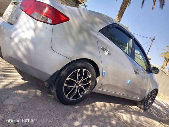 السلام عليكم سيراتو20011.خليجيه،كفاله صبغ وحادث وتبديل صدر امامي خلفي تخم تاير،تبريد السياره جاهزه،
مواصفات فول مواصفات  6نمر 1،بصمه تشغيل
2.بصمه ابواب
3.فتحه
4.فول تحكم ستيرن.حاكيه مخارج صوتية
5.شفتات ستيرن
6.مرايات شط. اشاير بالمرايات هيترات
7.حساسات خلفيه تبريد 🎹 بيانو،
السعر.......113....
***********/////***********
