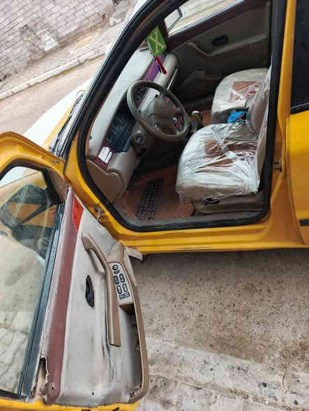 سلام عليكم شباب سمد موديل 11سياره نضيفه مال بيت سنويه جديده 29رقم جديد انكليزي ميسان محرك لا تنقيص ولا تبخير كهربائيات كله شغاله أسعر 26 المكان البصره قضاء المدينة ***********
