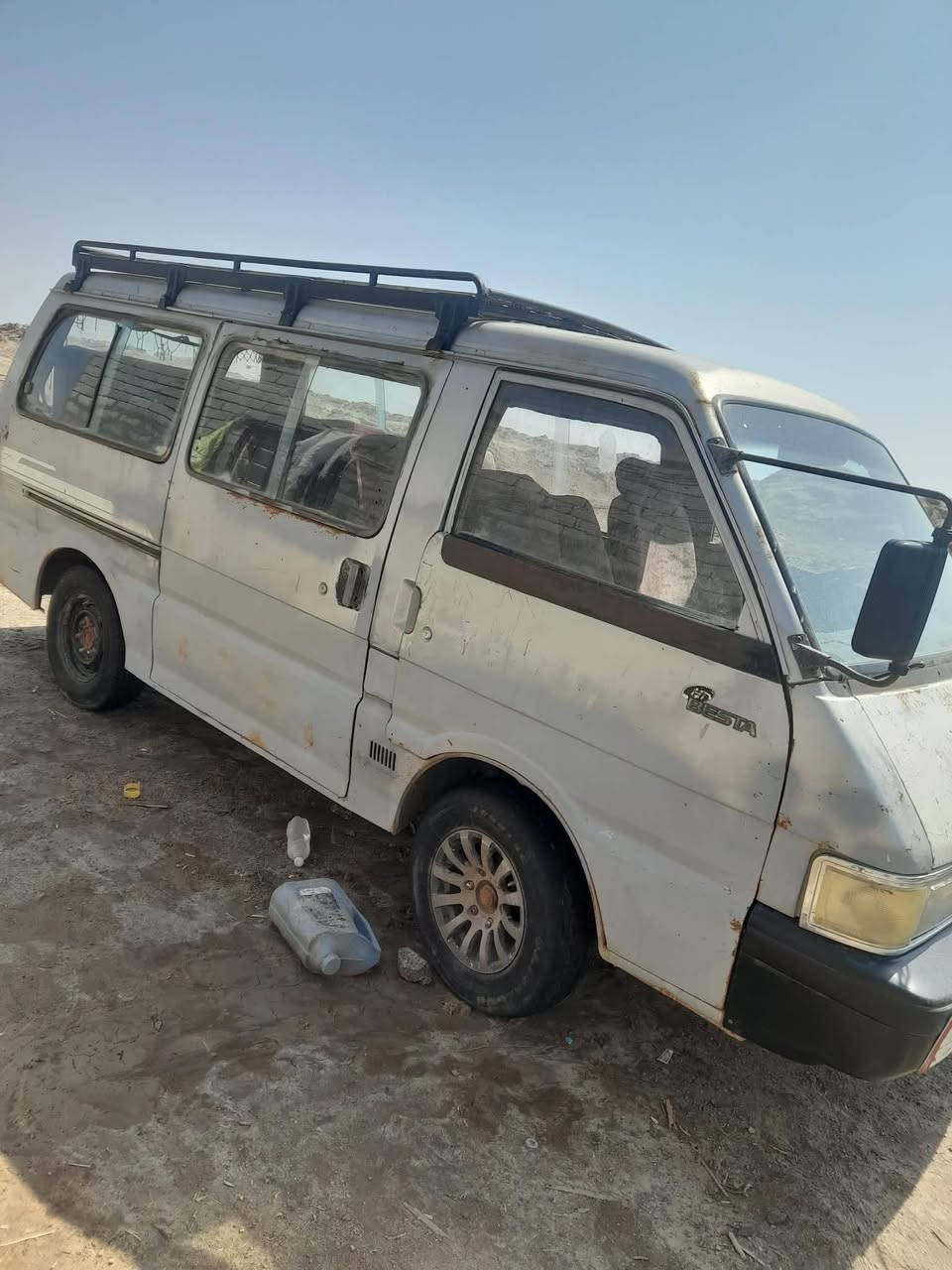 كيا بسته للبيع مديل 93 كمحرك خير من الله اكشن كير سعر 25 ورقه بيها مجال ***********
