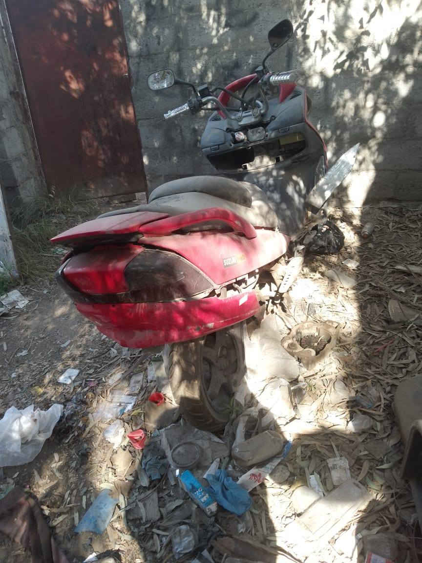 سلام عليكم دراجة سكاي ويف محرك ربع نوزل سويج موبصمة
دراجه محرك شغال بس بيه الراجز والفلوين يراد تبديل سعر ٣٠٠ 

***********
