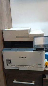 طابعة • طباعة ليزر ملونة • واي فاي