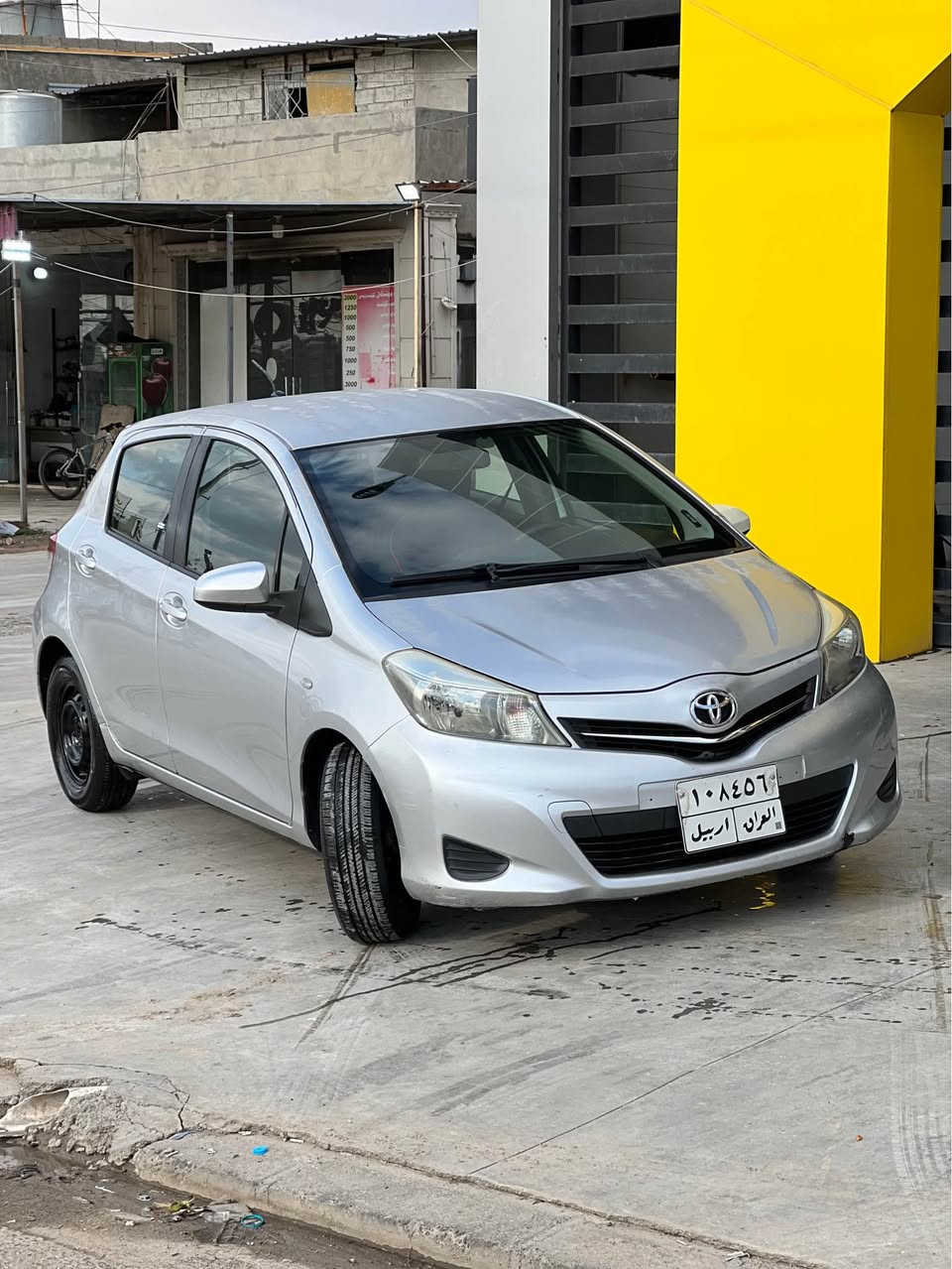 يارس ٢٠١٤ 
توندو توله پيشو پشت كه پسه بي ايرباك بي سبوغه كلينه 
بستيك سارده كوتي هه يه 
كيرو مه كينه به شه رت 
سه نه وي نويه به ناوي خومانه  
گير توماتيك جام كارباي بلوتوس تبريد گه ر مي به شه رت 
داواي 94وه ره قه و مه جال 
بو زانياري زياتر 
*********** أربيل, العراق
