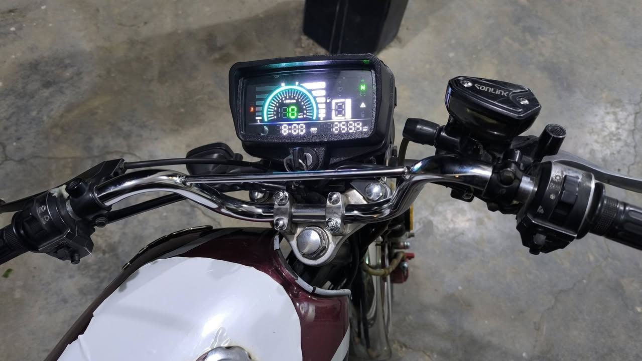 السلام عليكم دراجه سافان 23 اوراق وصولي مكان الدراجه بابل نادر مقابيل شركه الرنا مكفوله كفاله عامه ما بها نقص برغي سعر ب 650 وبيها مجال للشراي للاستفسار يتصل ***********
