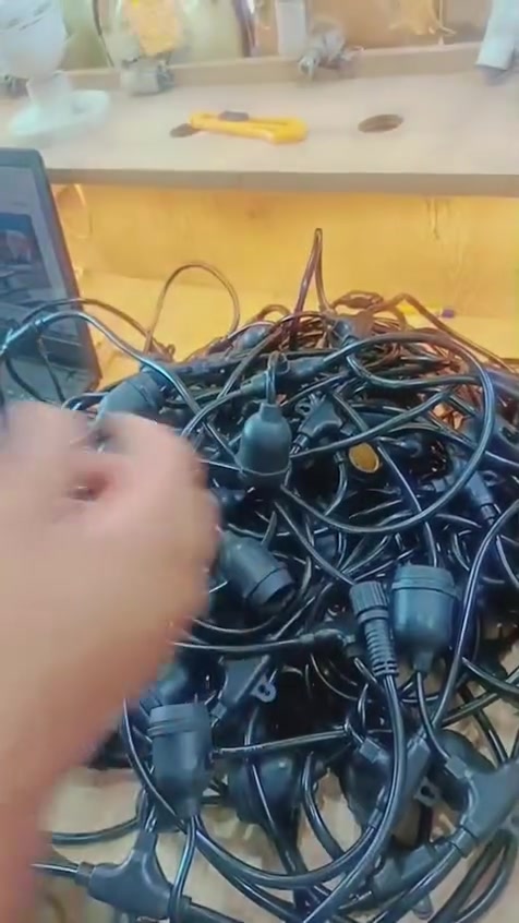 نشرة هولدر 40 متر ب65 مع التوصيل
تفيد اهل المواكب


**إذا كنت صاحب هذا الإعلان وتريد حذفه لأي سبب، رجاءا أرسل رسالة إلى الدعم الفني**