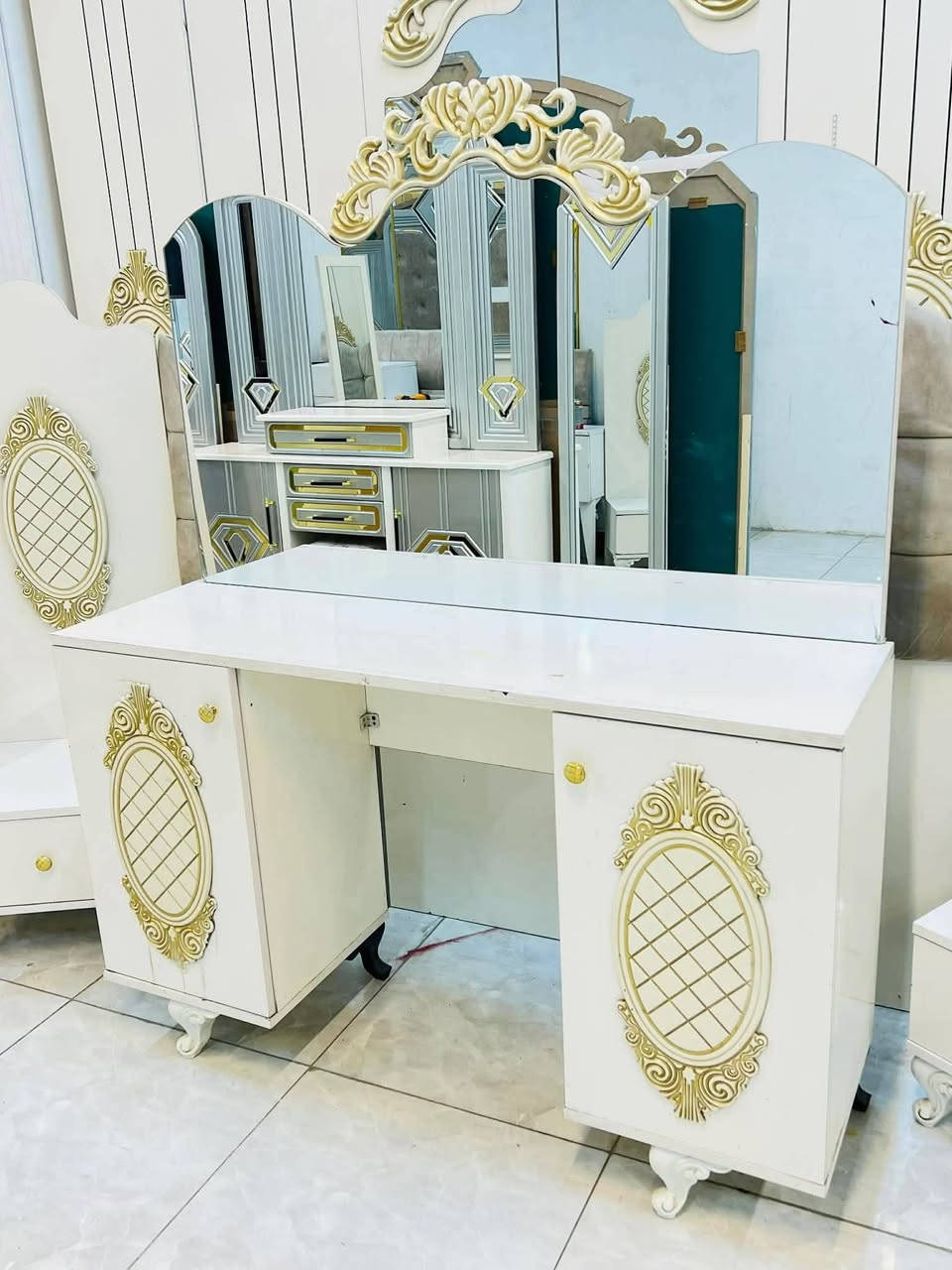 غرفة نوم تركي 
عدد القطع / 6
نضام / أبواب 
سعر 600 وبي مجال 
شد ونقل داخل بغداد مجاني🚛
يوجود توصيل محافضات


**إذا كنت صاحب هذا الإعلان وتريد حذفه لأي سبب، رجاءا أرسل رسالة إلى الدعم الفني**
