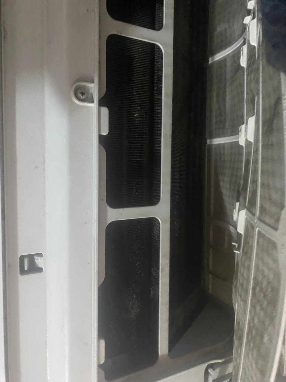 سلام عليك سبلت ٢طن نوعيه بنسان شركه معروفه دبل لديتر سعره280سبلت جديد مال شركه مستخدم قليل موديل ٢٠٢٣ابيع عله شد وبي ضمان ٥ ايام ***********

