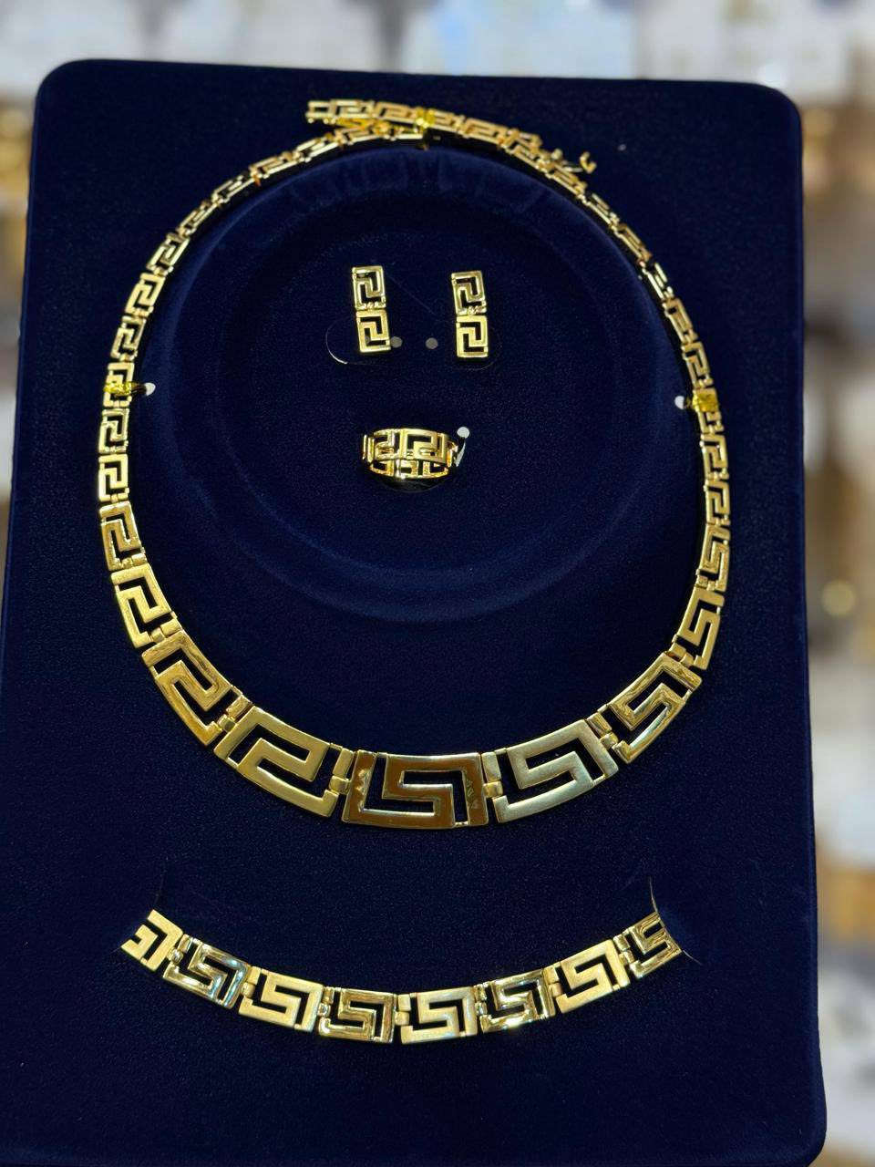 مرحباسيت ذهب برازيلي بهذا الشكل گوالتي عالي سوينه عليه تخفيض ب20 والتوصيل مجاني يجي نفسه بالضبط والتوصيل خلال 3ايام او اقل 💫💫


**إذا كنت صاحب هذا الإعلان وتريد حذفه لأي سبب، رجاءا أرسل رسالة إلى الدعم الفني**