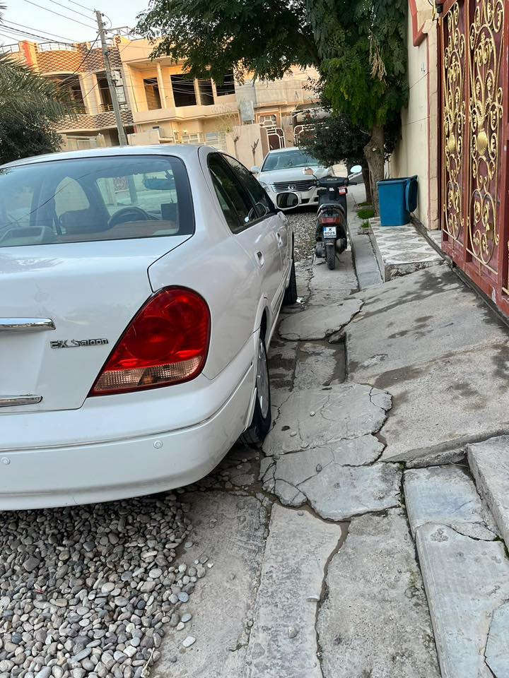 صني 2006 بغداد شارع حيفا سعر 80$ وبيها مجال ***********
