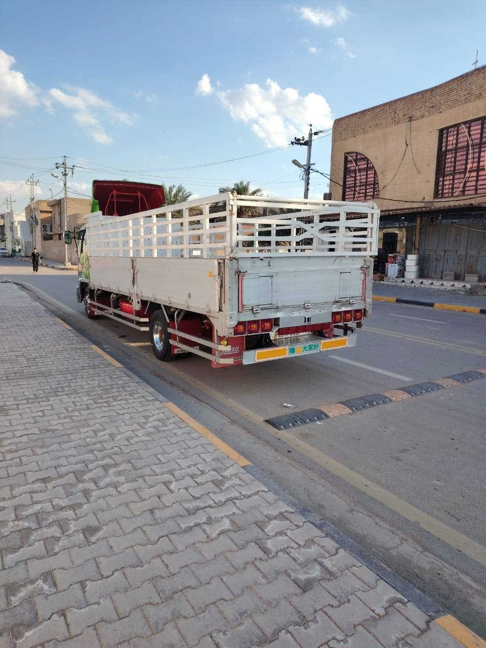 السلام عليكم هينو طيره سته وربع بلادي مكينه سبعين سوبر سياره جاهزه من كلشي المكان الكوت الشهداء ***********
