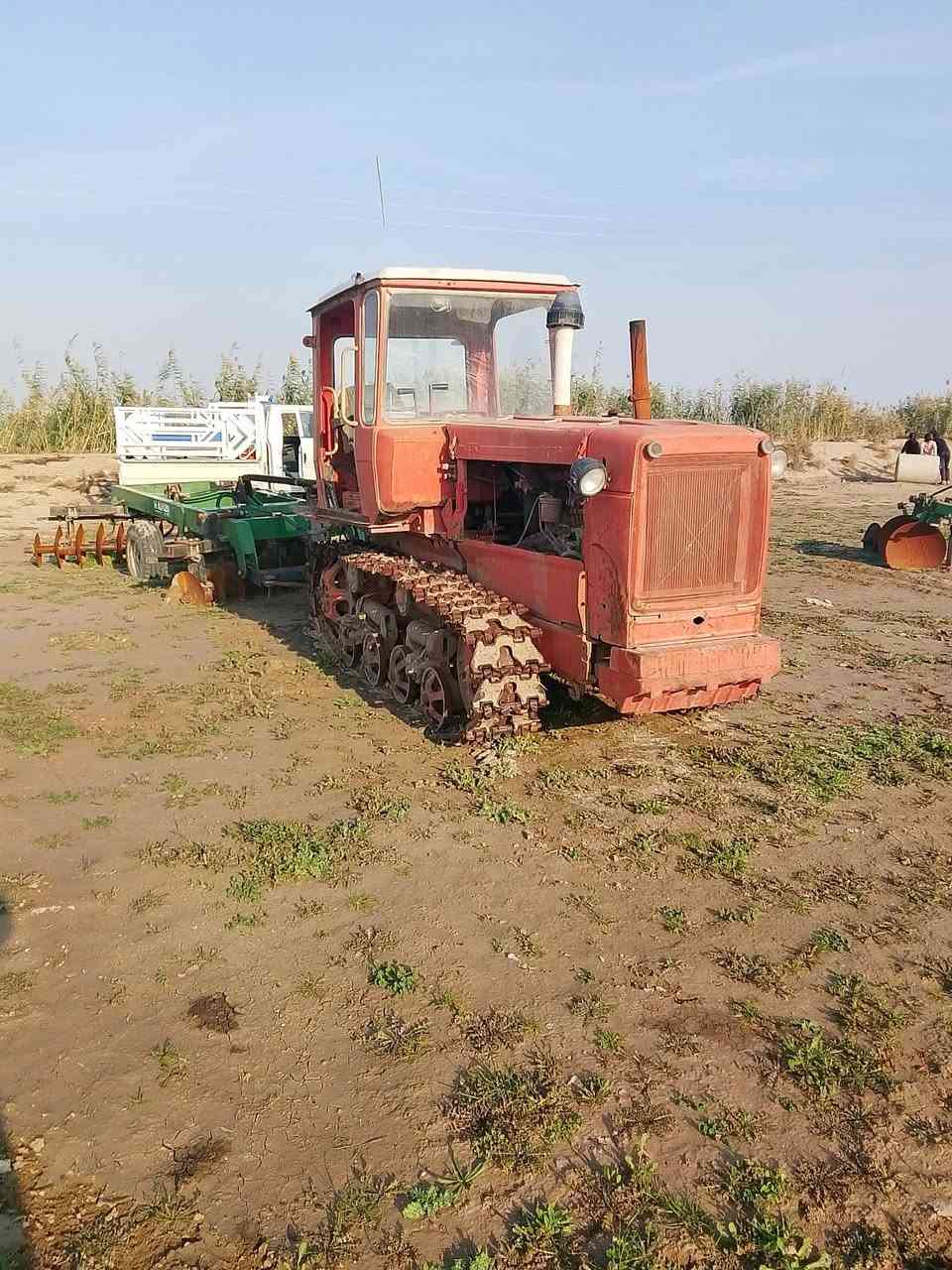 متاح ديتي جاهز نظيف السعر ٥مليون أونص قضاء الحويجه للتصال ***********
