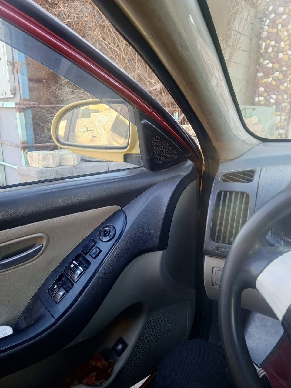 النترا 2009 للبيع رقم انكليزي 85وبيها مجال اصل حمره التفاصيل بالفديو
