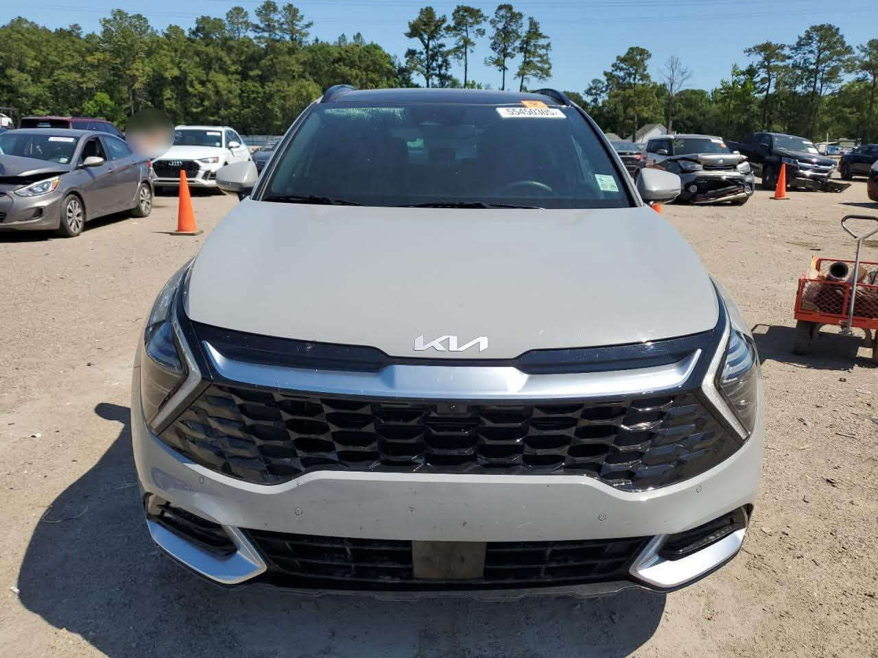 للبيع كيا سبورتاج SX Prestige 2024 أعلى فئة، وارد أمريكي،

📋 التفاصيل:

🚗 الموديل: 2024
🚗 الفئة: SX Prestige (أعلى فئة)
🌎 الوارد: أمريكي
✖️الضرر عطل ميكانيكي فقط بدون حادث بدون تبديل
📈 الممشى:,40000 كم فقط
⚙️ المحرك: 2.5 لتر GDI
🔄 القير: أوتوماتيك 8 سرعات

✅ المواصفات:

✅ سقف بانوراما
✅ مقاعد جلد
✅ تبريد وتدفئة للمقاعد الأمامية
✅ تدفئة للمقود
✅ شاشة كبيرة
✅ نظام أبل كاربلي
✅ شحن لاسلكي 
✅ كاميرات ٣٦٠ درجة
✅ كاميرا خلفية
✅ حساسات أمامية وخلفية
✅ مثبت سرعة ذكي
✅ رادار أمامي
✅ المحافظة على المسار
✅ تحذير النقطة العمياء
✅ تشغيل بصمة
✅ تشغيل السيارة عن بُعد
✅ صندوق خلفي كهربائي
✅ إنارة LED كاملة

💰 السعر:255$

📞 للاستفسار: ( *********** )
