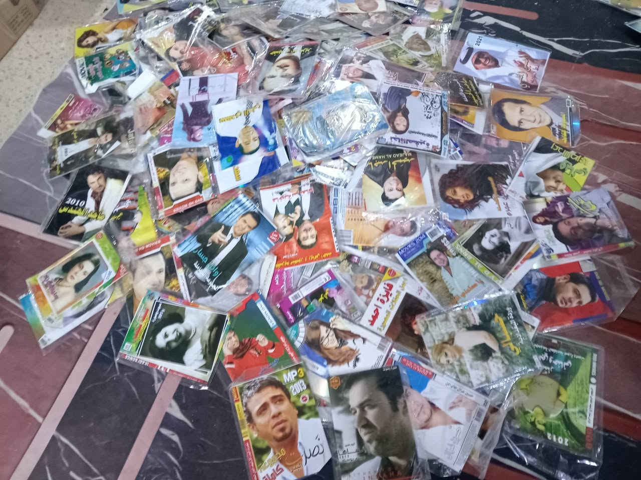 اقراص DVD صورة وصوت جديد للبيع اي استفسار خاص


**إذا كنت صاحب هذا الإعلان وتريد حذفه لأي سبب، رجاءا أرسل رسالة إلى الدعم الفني**