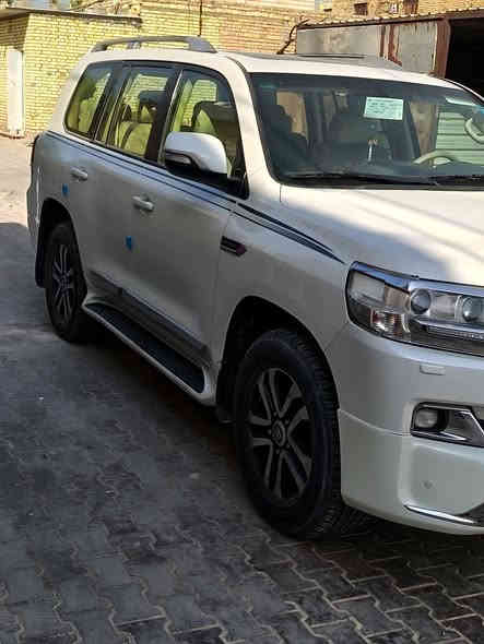 لاندكروز موديل 16 ساز ام الدعاء
سيارة ماشية 100 محرك 4000 رقم بغداد بأسمي

سيارة جديدة ما ناقصه كل شي دوشمه جديدة

مكفولة كفالة عامة عدا الواضح بالسونار صبغ شبرين بالباب الخلفي  فقط

السعر 480 وبيه مجال قليل او مراوس با لاندكروز 21  للاتصال ***********

مكان السيارة ميسان
