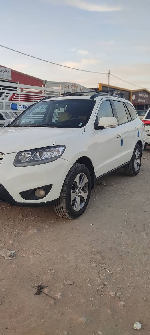 سلام عليكم
للبيع سنتافي خليجي موديل 2010
مكينه 4سلندر 
مكينه كير تبريد صدر تخم تاير جديد 
سنويه مجدد رقم بابل بسمي 
فول مواصفات 
صبق 3قطع بدون داخل 
العنوان بابل قضاء جبله الاستفسار هـ ***********
