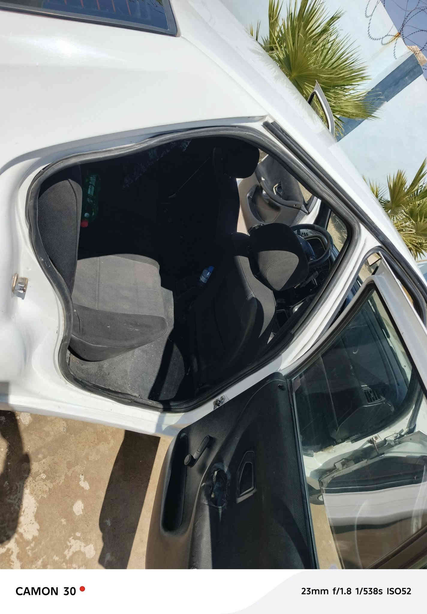 السلام عليكم  بيچو  306  /  2002
محرك كير تبريد شرط  طخم وباتري وايرمنيه جدد
كابون  بنزين بيها   السعر ٢٩
***********
***********
