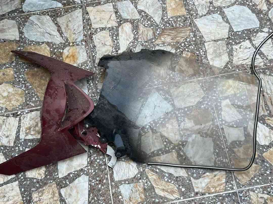 سلام عليكم سلفر ونج محرك 600محرك مامفتوح شرط شلعه ومعدل 180 الدراجه يحتاج الها بس ترتيب كفرات مثل ماتشوفون سعرها 1500مكاني الشعب خلف بانزين خانه عدن الرقم ***********
