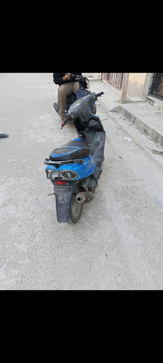 السلام عليكم
ماكس قجمه للبيع كوم حديد

شغاله مجفته جديد 

سعر 150 كوم حديد

مكان حي التراث مال بياع


**إذا كنت صاحب هذا الإعلان وتريد حذفه لأي سبب، رجاءا أرسل رسالة إلى الدعم الفني**