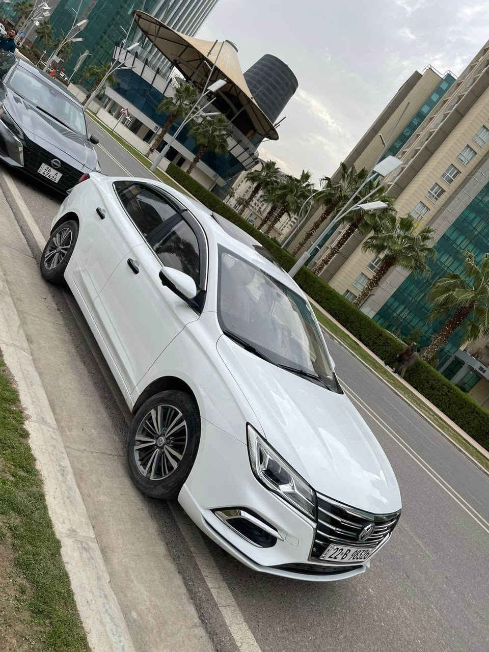 رةقةم ***********
مۆدیل ٢٠٢٣
٤٢ هەزار ڕۆیشتیە 
قەپات مواسەفات کۆم فۆرد
سيارةكي زور خاوينة. تةنيا. ئةو دوو شوينةي قوپي هةية دياريم كردوة. ١١٠ مجال أربيل, العراق
