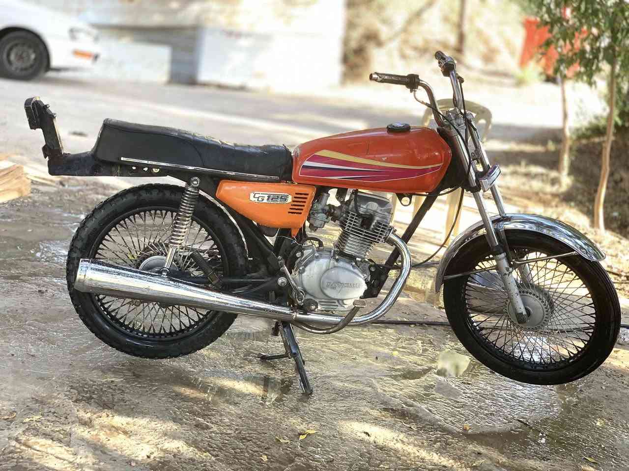 سلام عليكم دراجه للبيع كلك
مكاني نجف بالكوفه قرب جسر معمل الأسمنت 
السعر 200 قفلل


**إذا كنت صاحب هذا الإعلان وتريد حذفه لأي سبب، رجاءا أرسل رسالة إلى الدعم الفني**