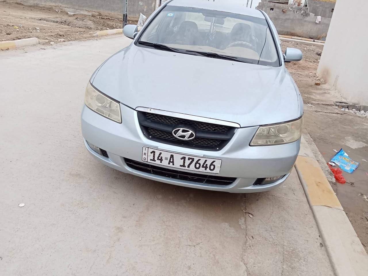 سيارة سوناتة نضيفة موديل 2006 الاتصال على الرقم ***********
