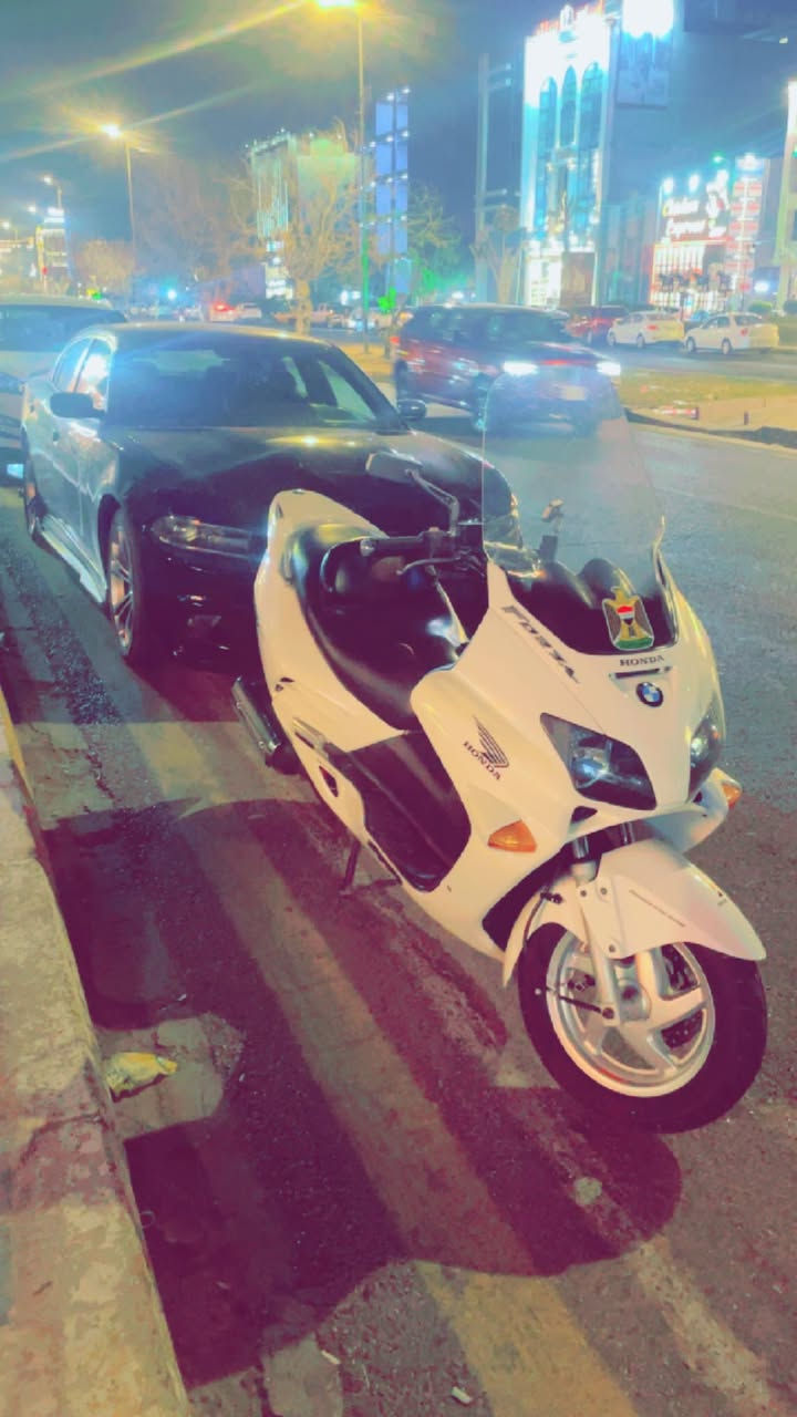 السلام عليكم جميعا
دراجة فورزا 0-6 MF 
مرقم رقمها ذي قار مشروع وطني تحويل بغداد احولك سنوية عندي بيها 
الصور كدامك ودراجة بيها نقص دبل خلفي يرادله تبديل اما البقية كاملة من كل شي 
جامة طويلة-كلوب جنطة-تايرات-باتري ممفتوحة وعالفحص واني خادمك تجي تفحص وتشوف
.منطقة العبيدي متواجد على رقم  او واتساب للاستفسار *********** السعر 17$ وبيها مجال بسيط وحك جية وتحويل بالنص عالطرفين
