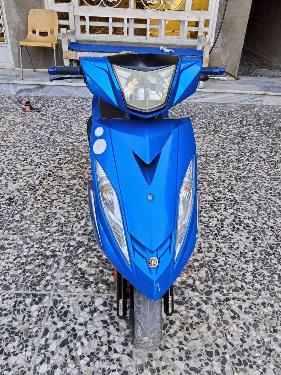 السلام عليكم دراجه جي تي ار لون مميز دراجه ربمبه مكفوله كفاله عامه من كلشي جيب الف فيتر وفحص مكان البياع السعر 950 بيهه مجال حك الجيه رقم ***********
