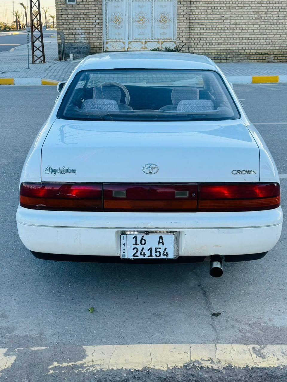 للبيع بطة متصل موديل 1994رقم قادسية دولي بسمنه تحويل مباشر سنوية جديدة هزة جديدة سيارة جاهزة للاخير مكينة ستوني شادها حاوية مكينة كير تخم تاير حدادية تبريد ثلج❄️جاهزة للاخير مال جناي متعوب عليها برغي منقصها مكفولة من الضربة والكلبة والكص والنقل جثه والعيب الشرعي وشرط احلى من صور فنر بلاد كهربائيات كلها شغالة مملعوب بيها السعر 65وبيها مجال العنوان واسط للاستفسار ***********
