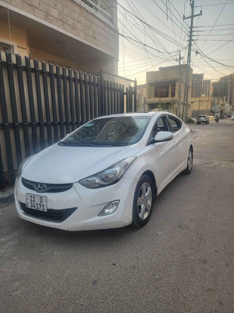 النترا خليجي موديل ٢٠١٣ رقم بغداد بسمي محرك اقتصادي ماشيه ١٧٠ كير ومحرك مكفول سياره بيها جاملغ ونص باب صبغ بدون دواخل مكان حي الجهاد ،بغداد ***********
