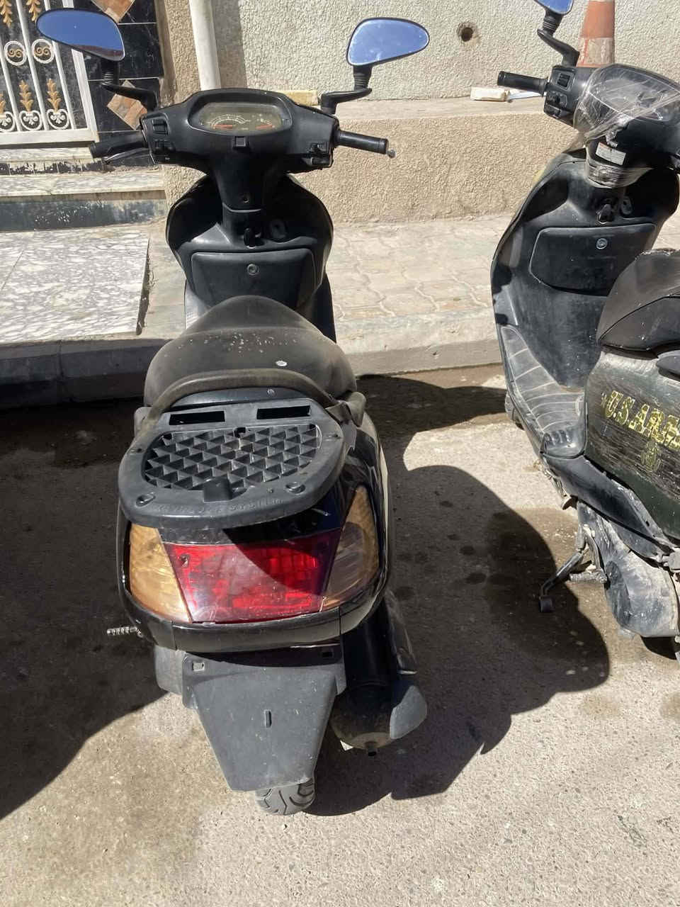 السلام عليكم سبيسي ماليزي للبيع مفتوحه مره وحده ناعمه خير من الله كله شغال كهرباياته شغاله رون كيلوو متر كله شغال سلف هندر نكره السعر 325 وبيه مجال شي قليل مكان كوت الاحرار الإتصال عله رقم ***********
