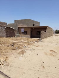قطعة ارض مع بيت هيكل مساحة ٣٠٠ متر   واجهة ١٠ نزال ٣٠ طابو زراعي سند ٢...