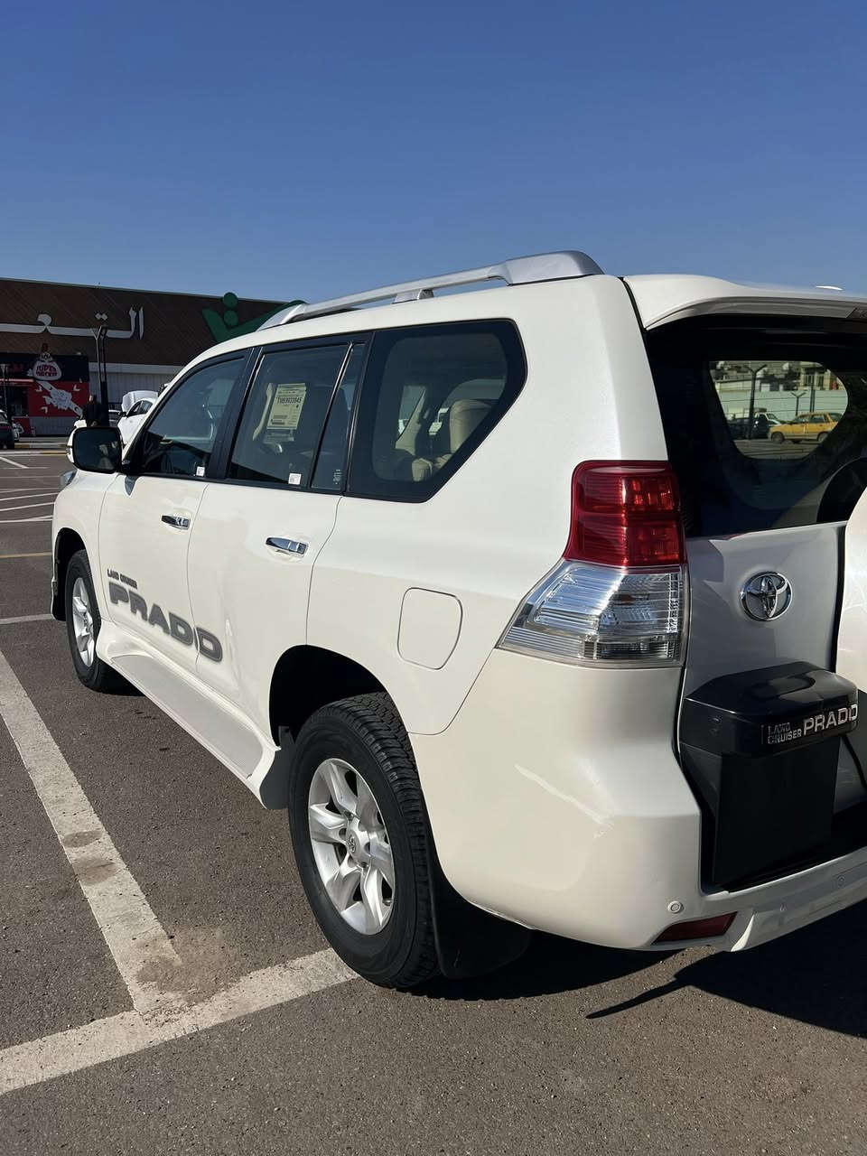 السلام عليكم
برادو 2013 TX.Lمكفوله كفاله عامه محادثه2017 والبجم الاصلي موجود عندي رقم بغداد مكينه 4000 ماشيه 133 
موصفات
بصمه 
فتحه 
جلد 
شاشه
كامره
تشغيل عن بعد
مري شفط
دبل تانكي
فور ويل

للبيع او مراوس السعر (295) وبيها مجال بسيط مكان السياره بغداد 

حسين ***********
