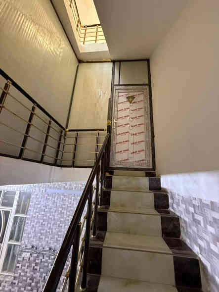 السلام عليكم ورحمة الله وبركاته
بيت للبيع 
طابو زراعي 
الموقع الزعفرانية/زراعي ابو ريسان 
الفرع السادس 
المساحه ١٠٠م 
طابقين 
واجهه ٥م نزال ٢٠م 
للاستفسار الاتصال بالرقم 
*********** 
مكتب بن عكاب للعقار
