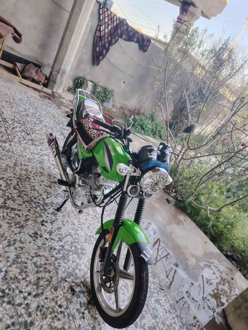 السلام عليكم الماطور للبيع اوراق سكنر موديل 23 السعر 1200وبيه مجال كلش قليل المكان كربلاء طوريج الاتصأل بألرقم ***********
