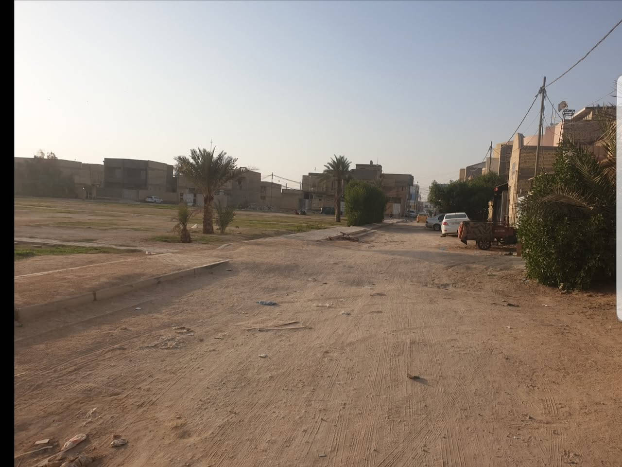 بيت للبيع بحي الفارس 200م ثاني بيت عن الركن مقابل حديقة بداية حي الفارس قرب محطة وقود الفارس للاستفسار ***********
