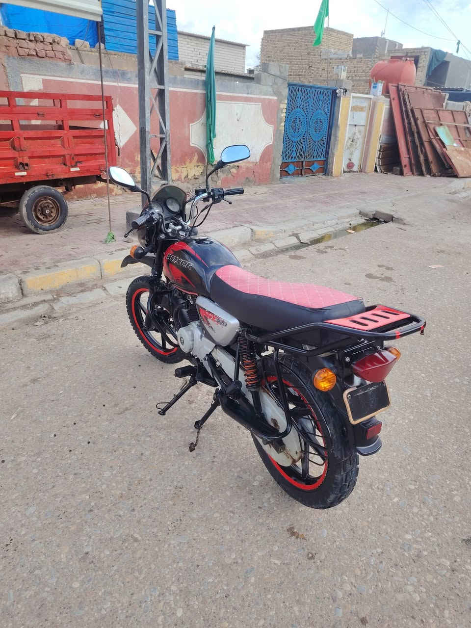 سلام عليكم دراجه بوكسر لبيع مديل 23 المكان ميسان ناحيه السلام الستفسار ع رقم ***********
