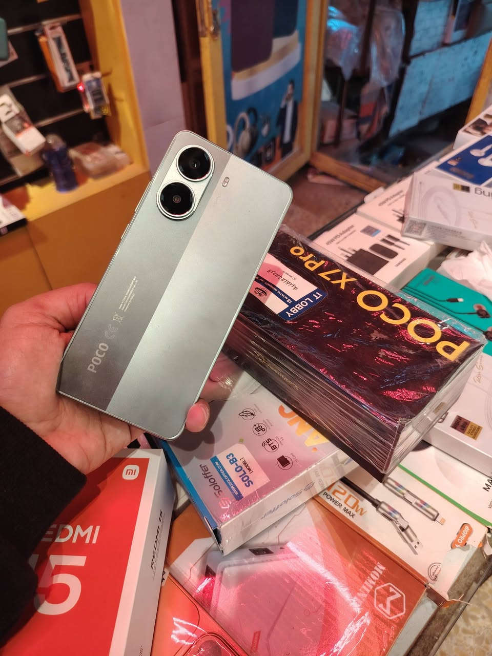 قطع مستخدمة 
نضافة عالية مكفول 

مكتب غسان الميالي 
***********
