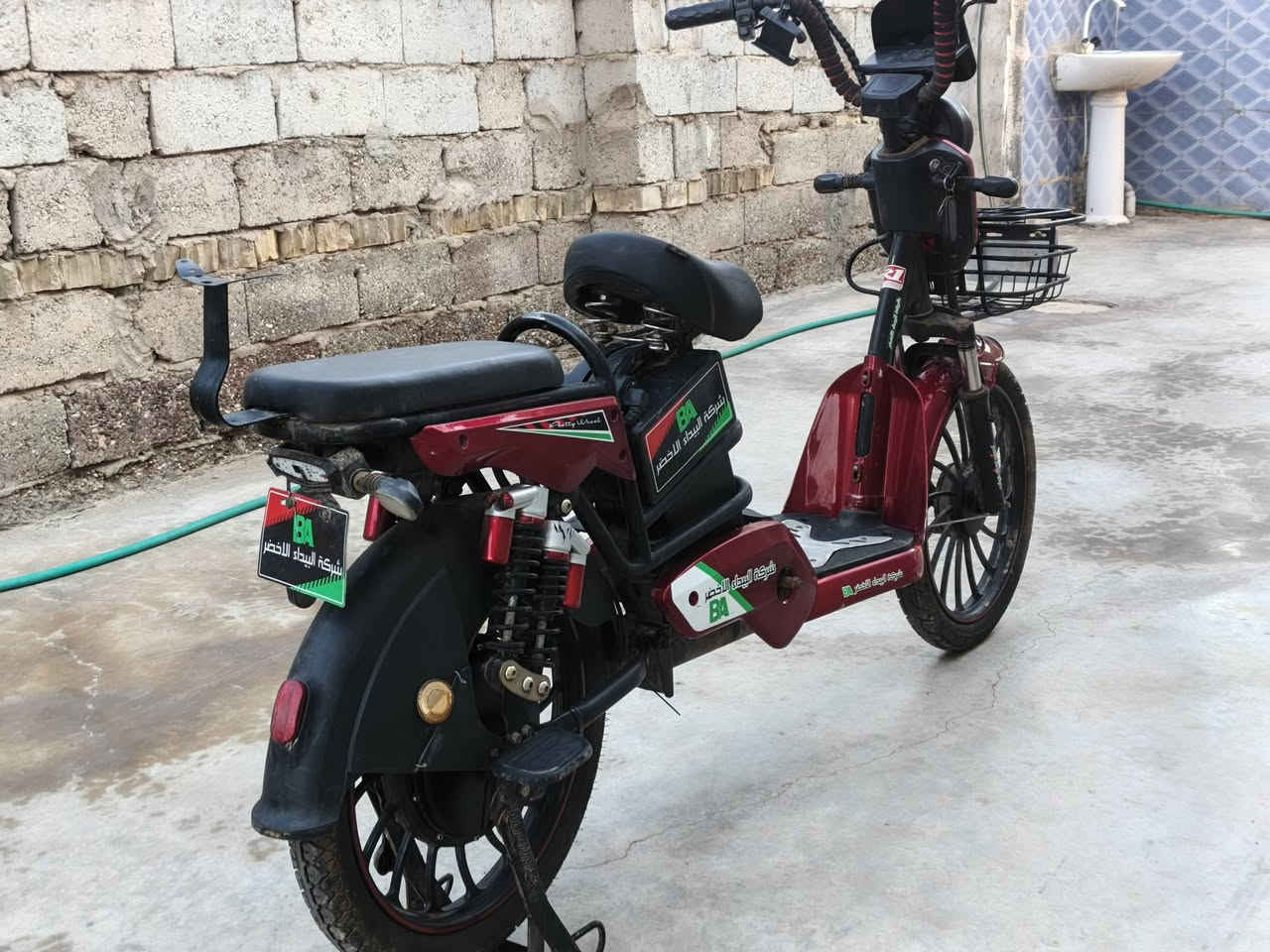 دراجة شحن للبيع
حجم 20 موديل 2024 دراجه كامله فقط مكسورة جامه مال البكلايت الخلفي بطاريات نص عمر دراجه نضيفه كلش سعر 225 وبيها مجال للطيبين 
رقم *********** بي واتساب
***********
