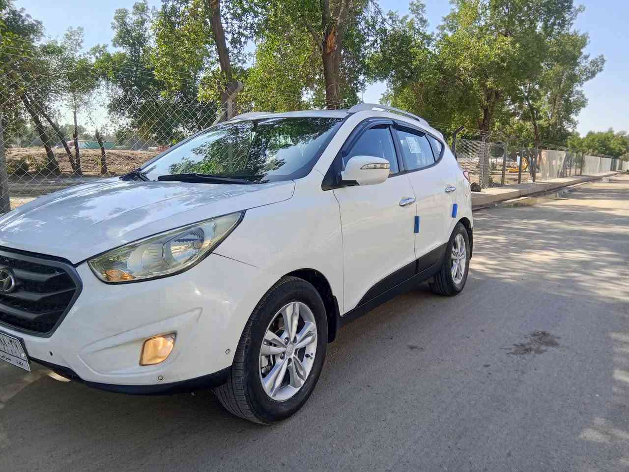 السلام عليكم توسان خليجي موديل 2013بي مكانات صبغ ابيع حزام  اثر شخوط السياره جديده  وجاهزه مكينه وكير وحداديه تبريد ثلج صدر تايرات جديد مكفولات مكينة 2000دوش ماشيه149العنوان بغداد رقم الهاتف ***********السعر108وبي مجال شي بسيط
