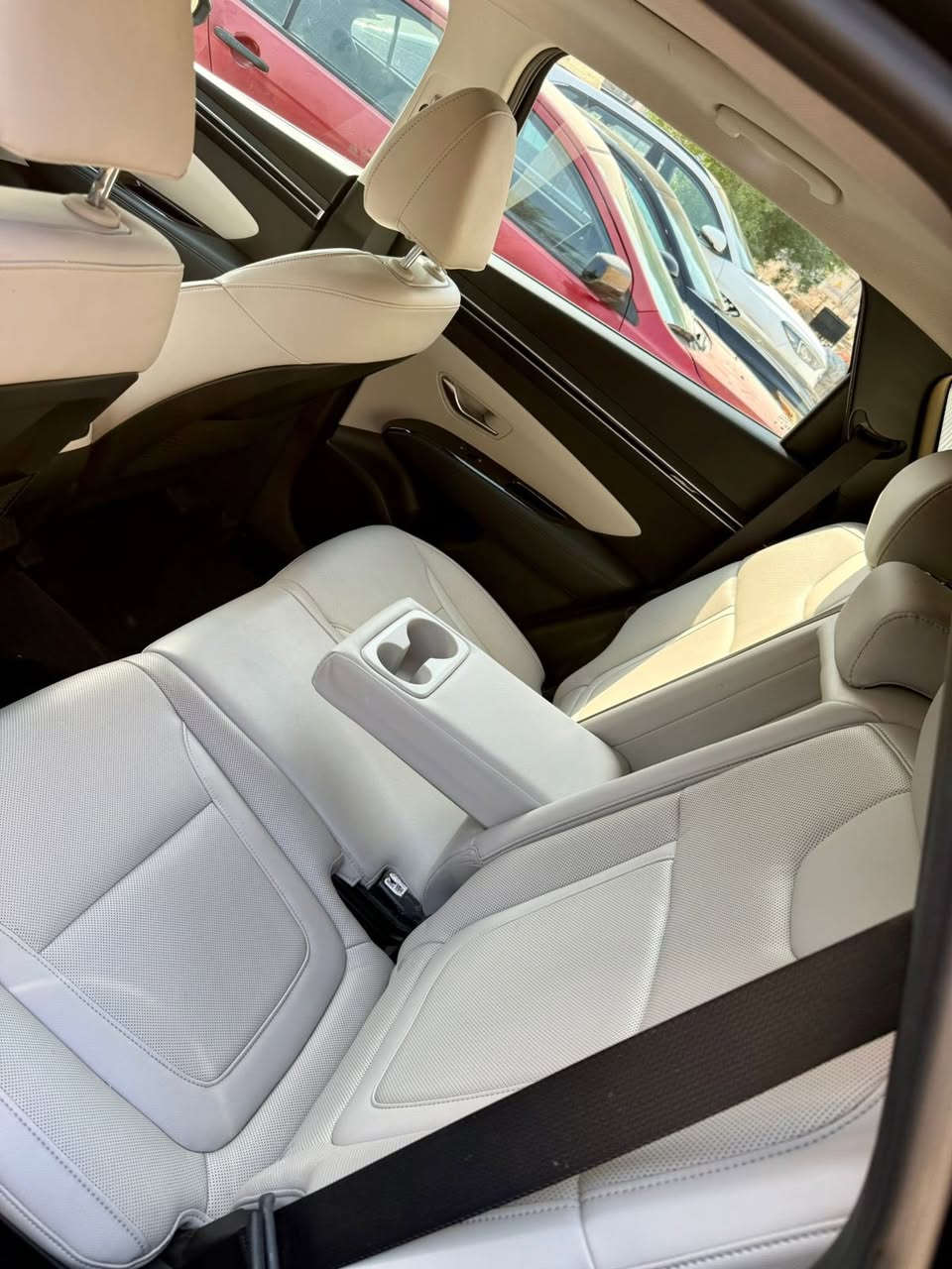 توسان
2023 امريكي فور ويل vip  لمتد
فول مواصفات 

بدون ايرباك

المواصفات فول 

@فتحة سقف بانوراما 

بصمة ابواب *بصمة تشغيل*

جنطه كهرباء*

كشنات جلد*

جنطه ذكي تفتح عند الاقتراب*

ويل*حجم 19*

شاشة كبيره*

شاشة ايباد*شاشة*

تبريد منفصل*

تدفئة كشنات*

انظمة قيادة متعدد*

شاحن لاسلكي*

رارد امامي*رادر جانبي*

تحديد*

مسار*

قيادة اليه*

نقاط عمياء*كشن كهرباء

هند بريك دكمه*

اوتو هولد

انارة داخليه متغيره

*محرك 2500

لد نهاري**

شاشة كار بلي

وبعد بيه هواي موصفات 
صور الحادث بلمنشور 
سعر /215
رقم /***********
