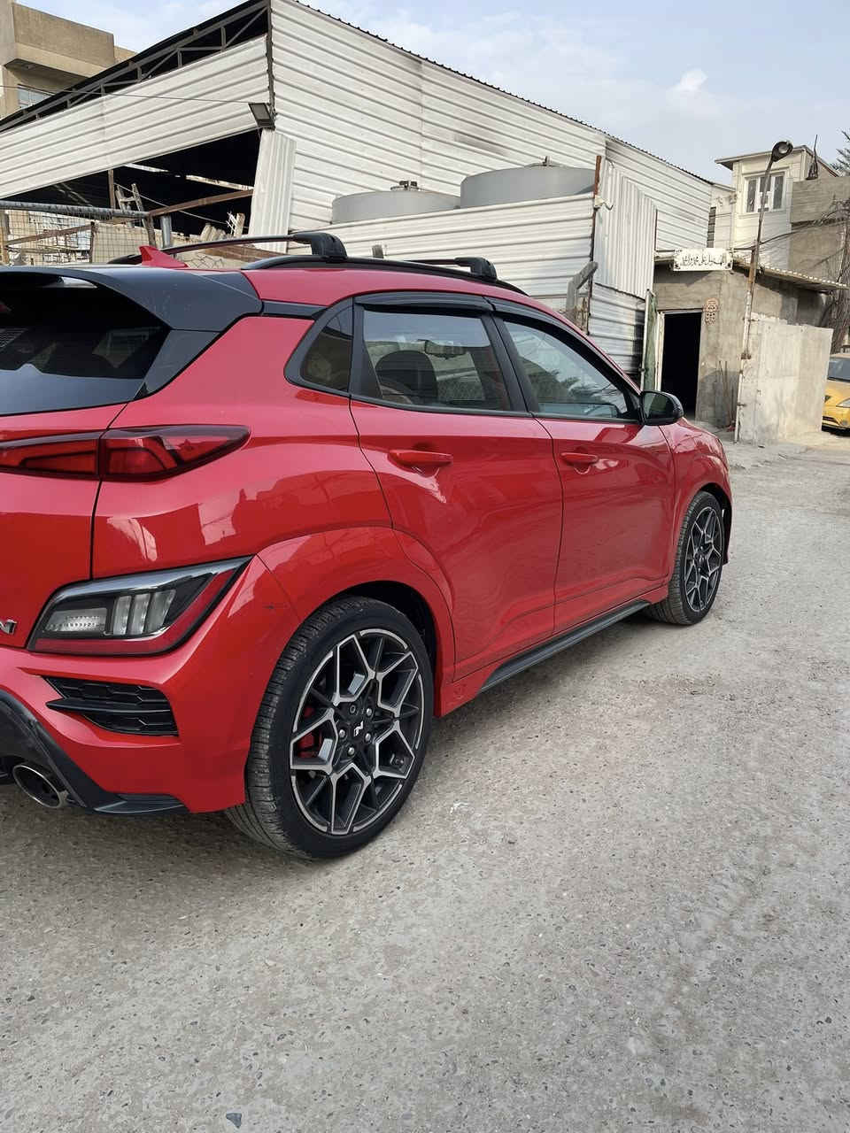 السلام عليكم 
كونا N 2022 وارد أمريكي
فول مواصفات
سرعه 300
4 انضمة قياده 
ونضام N 
محرك 2000 تيربو
كشن كهرباء +كشنات تدفئه
شاحن واير ليس
مثبت سرعه 
قياده ذاتيه 
رادارات امامي خلفي جوانب 
كاميرا 360درجه دواره
إيقاف ذاتي 
تشغيل عن بعد 
العنوان بغداد
السعر و الاستفسار اتصل على الرقم  ((***********))
