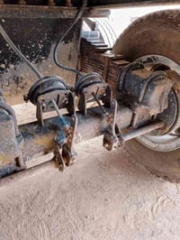 عربانه ماموت اصليه اماراتيه 2011 تخم تاير مكفوله كفاله عامه 0773274255...