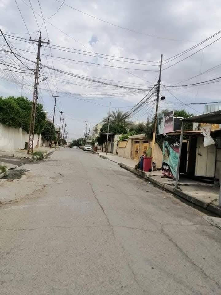 السلام عليكم
بيت للبيع حي البريد ملك صرف مساحة ٣٠١ متر موقع مميز وقريب عالشارع
واجهه١٠،٥ متر
للاستفسار عن السعر الاتصال على الارقام 
***********
***********
الرجاء عدم التواصل عالخاص
