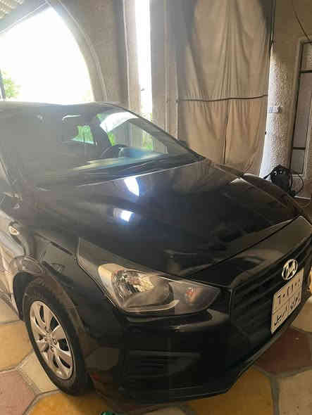 السلام عليكم هونداي رينا موديل 2020 خليجي مكفوله من الصبغ 
بيها طخات بسيطه ماشيه 125 
سياره مناقصها شي
مكاني السيديه 
السعر 95 ورقه وبيها مجال قليل 
***********
***********
